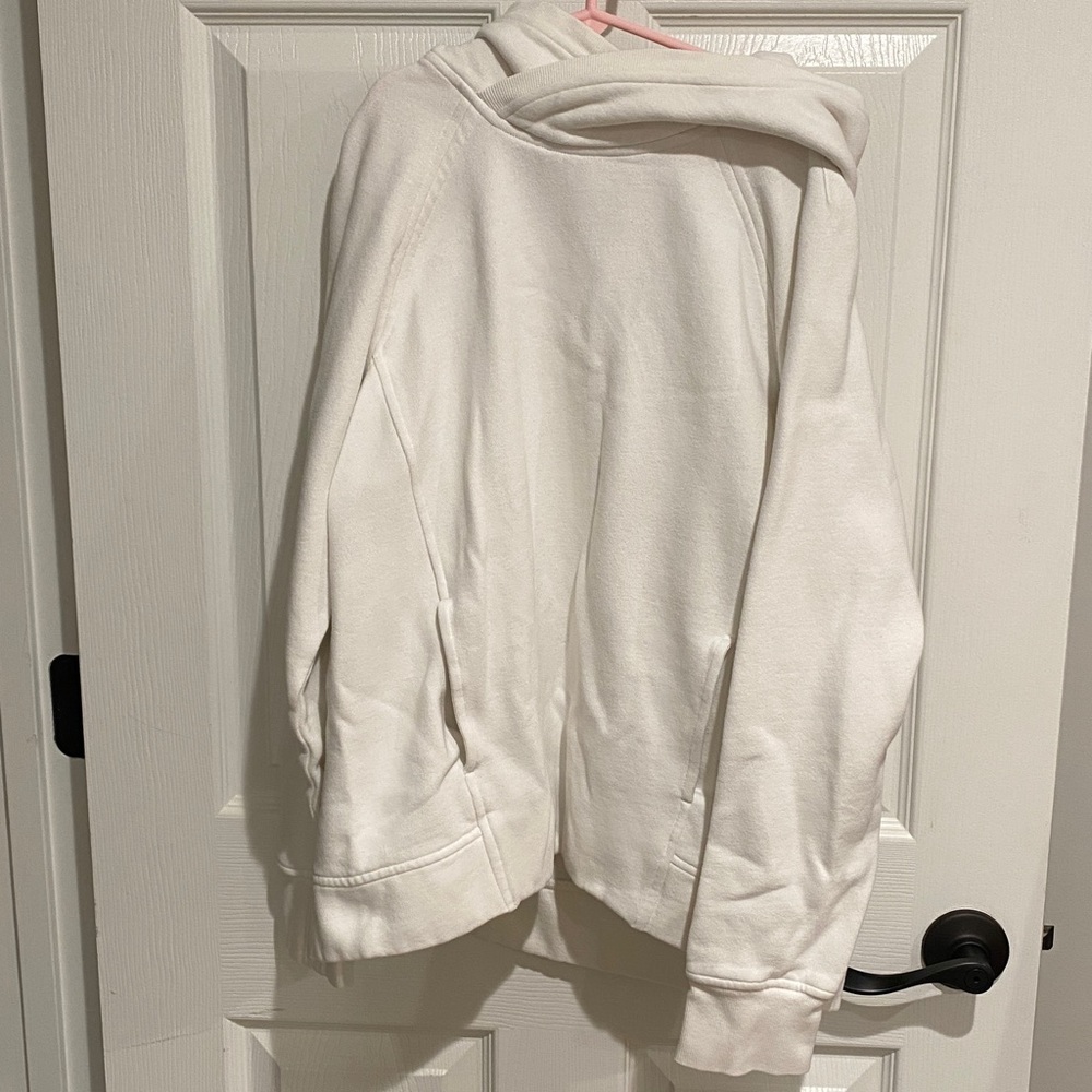 lululemon athletica White Pullover Hoodie with Hood and Long Sleeves